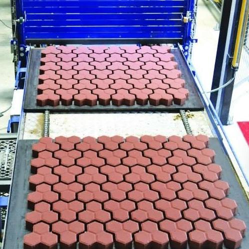 Steel pallet for block making machine