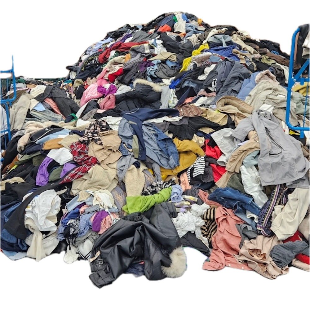 Unsorted used clothes